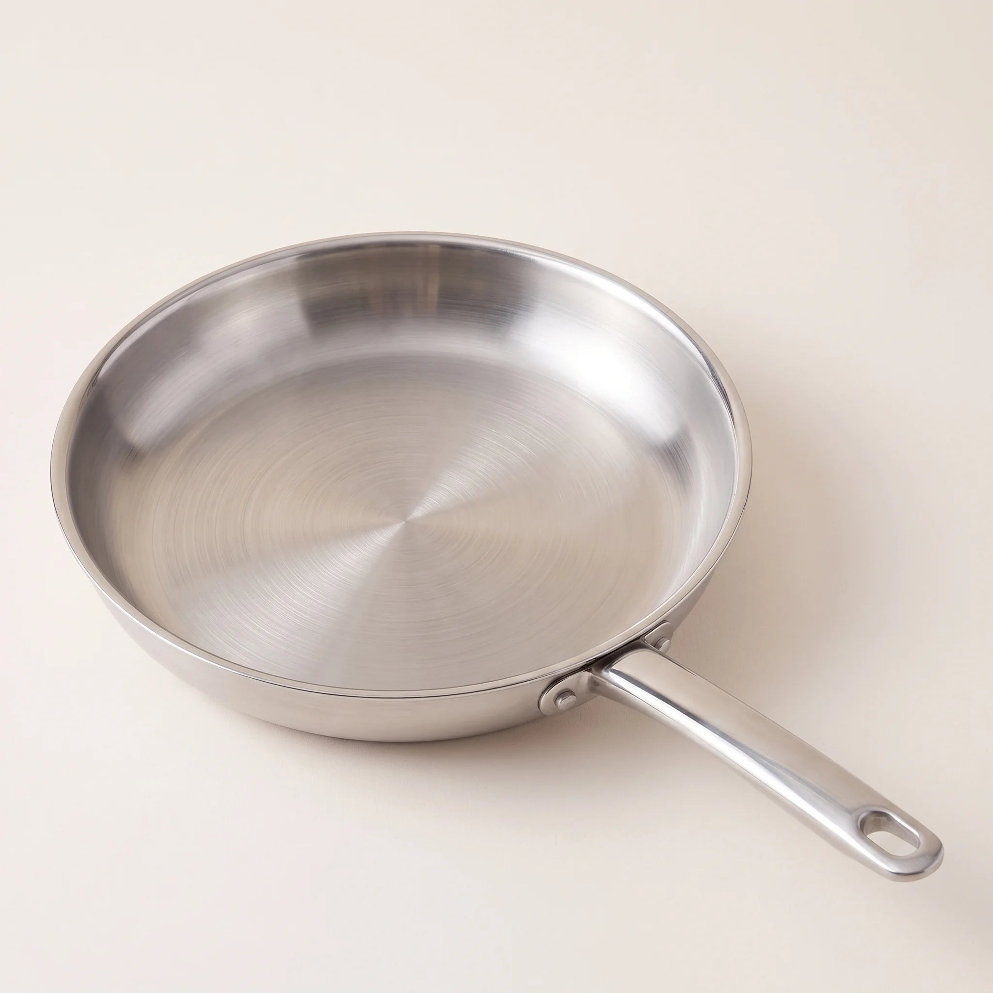 Batterie de cuisine inox 9 pièces, acier trois couches avec couvercles, induction | Marthe