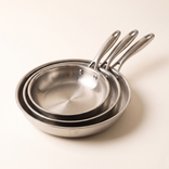 Trio de poêles inox Marthe emboîtées, manches en éventail